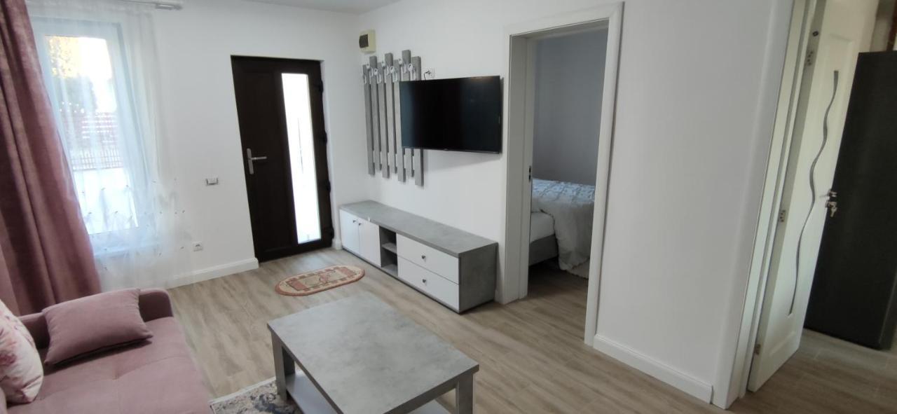 Ferienwohnung Rov Suceava Exterior foto